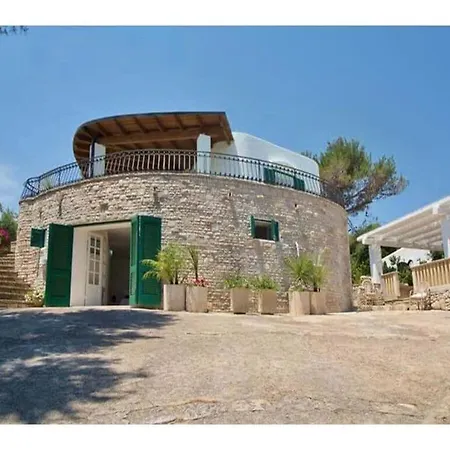 Charming Scarnera *