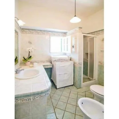 Charming Scarnera Willa *